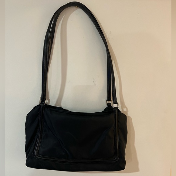 Vintage Moschino black nylon shoulder bag 🖤 - Picture 3 of 5